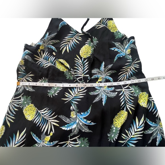 Leading Star Women’s size medium Pineapple Themed Black Maxi Dress🍍 new with tag - Picture 8 of 11